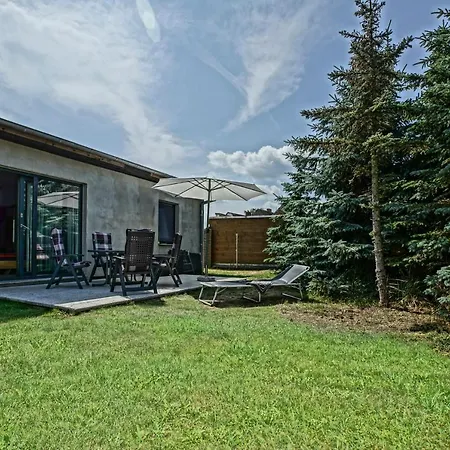 Stettiner Haff Nebengebaeude *